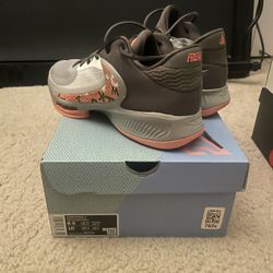 Nike Zoom Freak 4 (new)