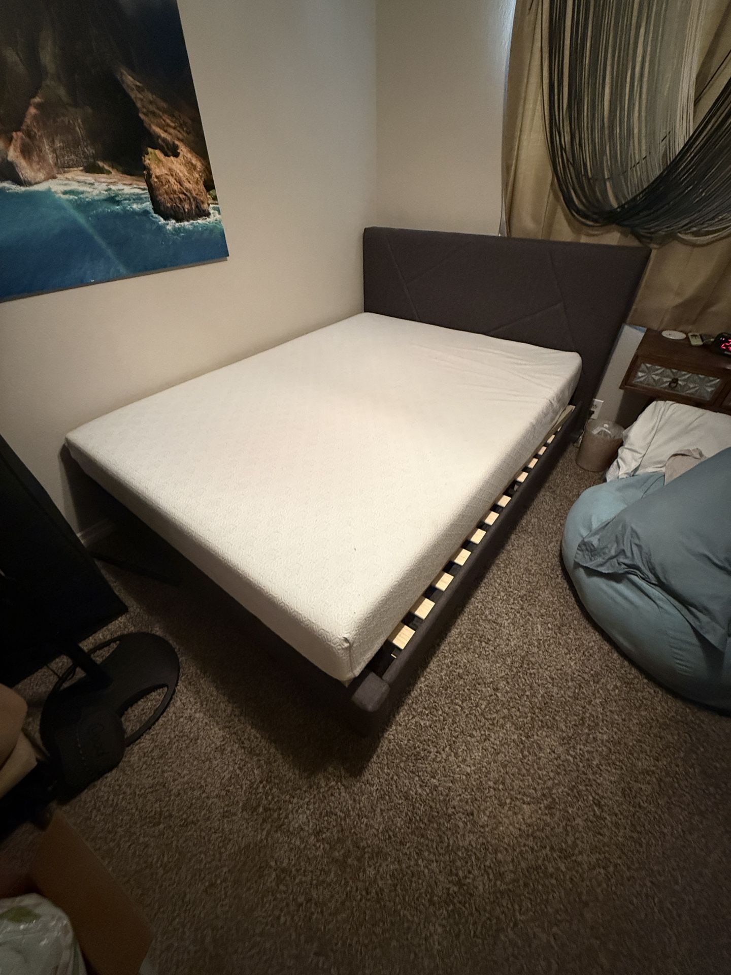 Platform Bed With Mattress