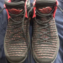 Boy’s Air Jordans Retro 32