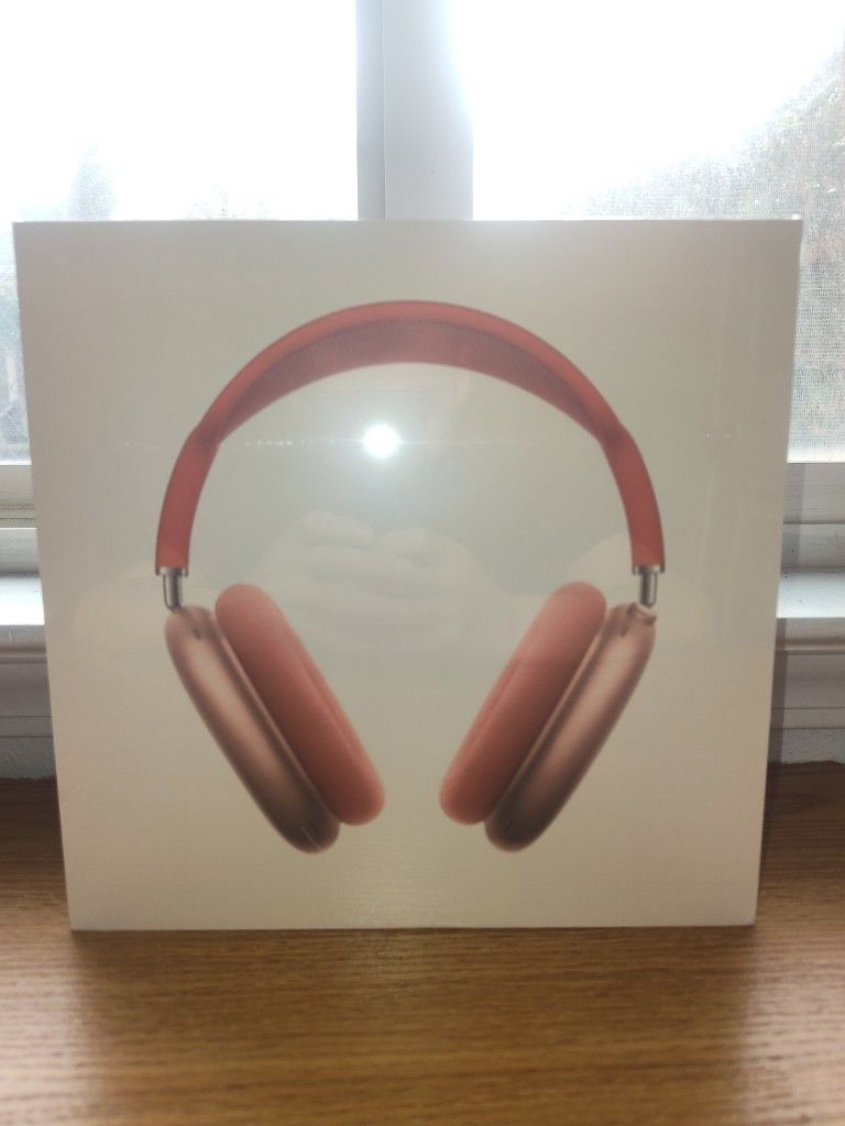 AirPods Max Pink With Red (Lighting-C)