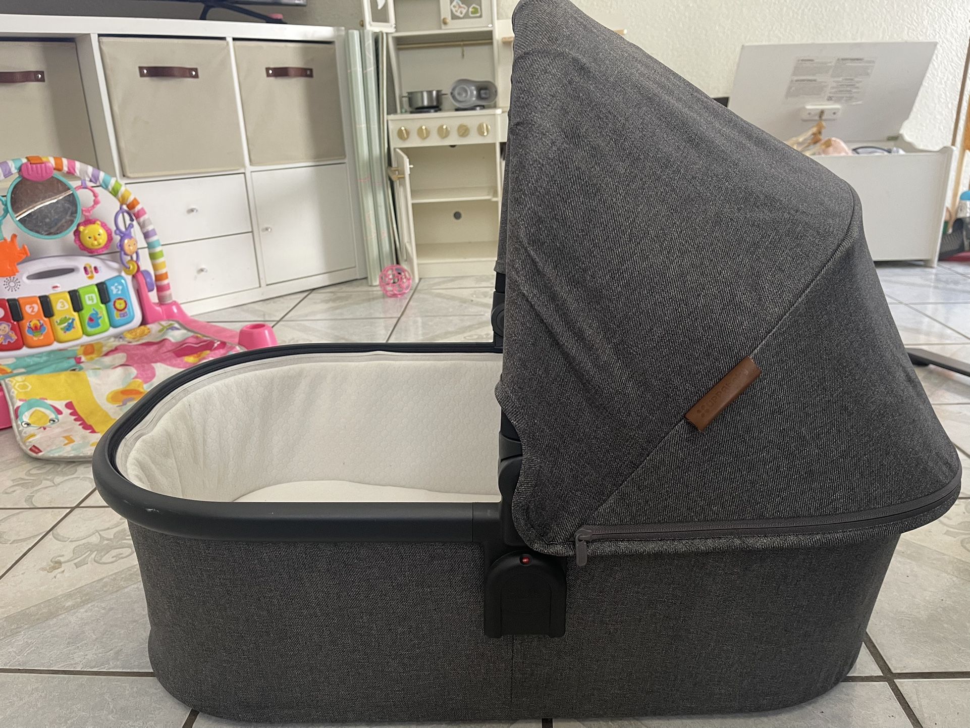 Uppababy Vista V2 Bassinet