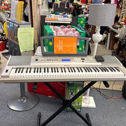 Yamaha Dg230 Ypg235
