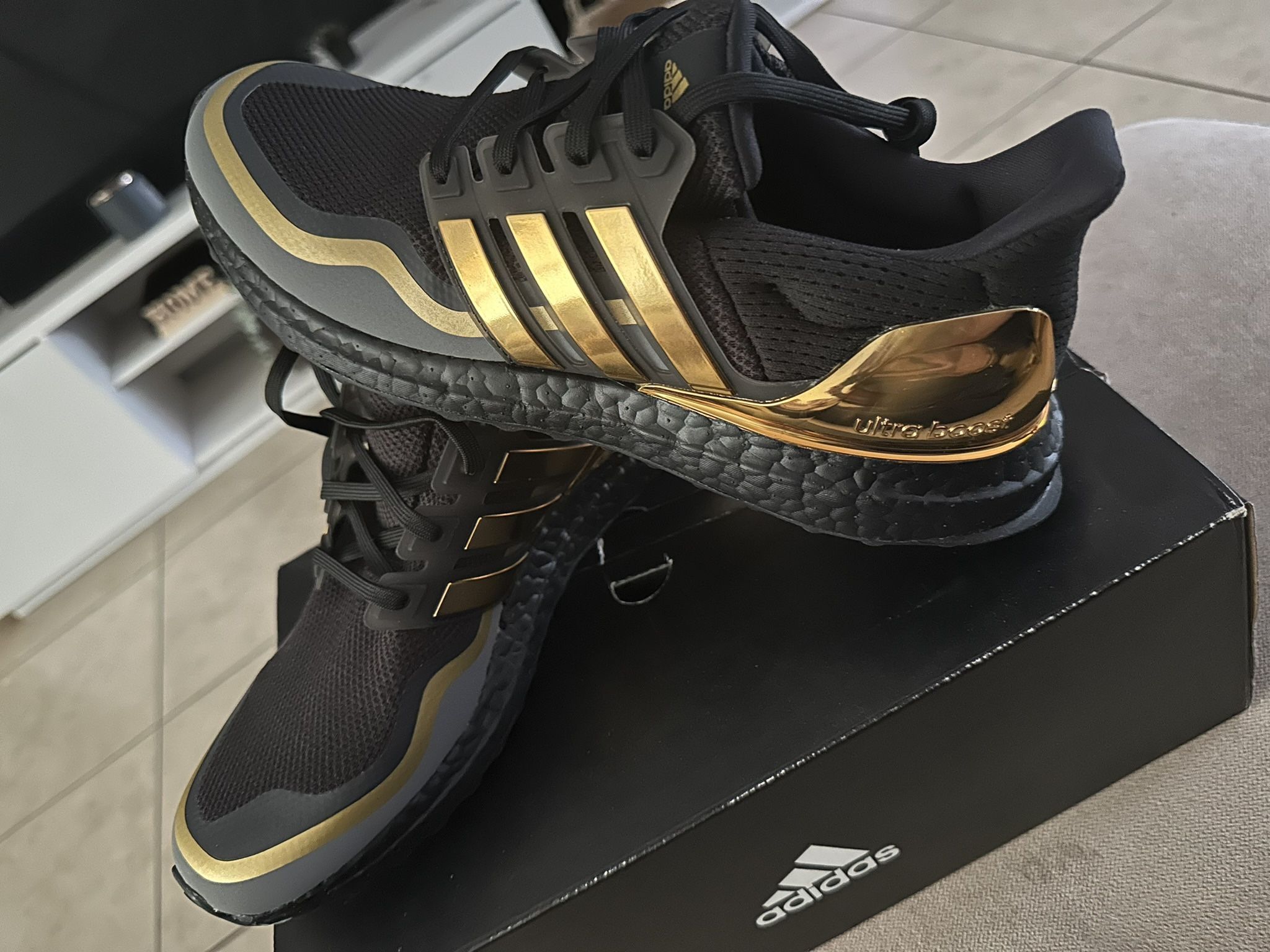 Sneakers Ultraboost Mtl Gold Adidas ULTRABOOST MTL FOR SALE!