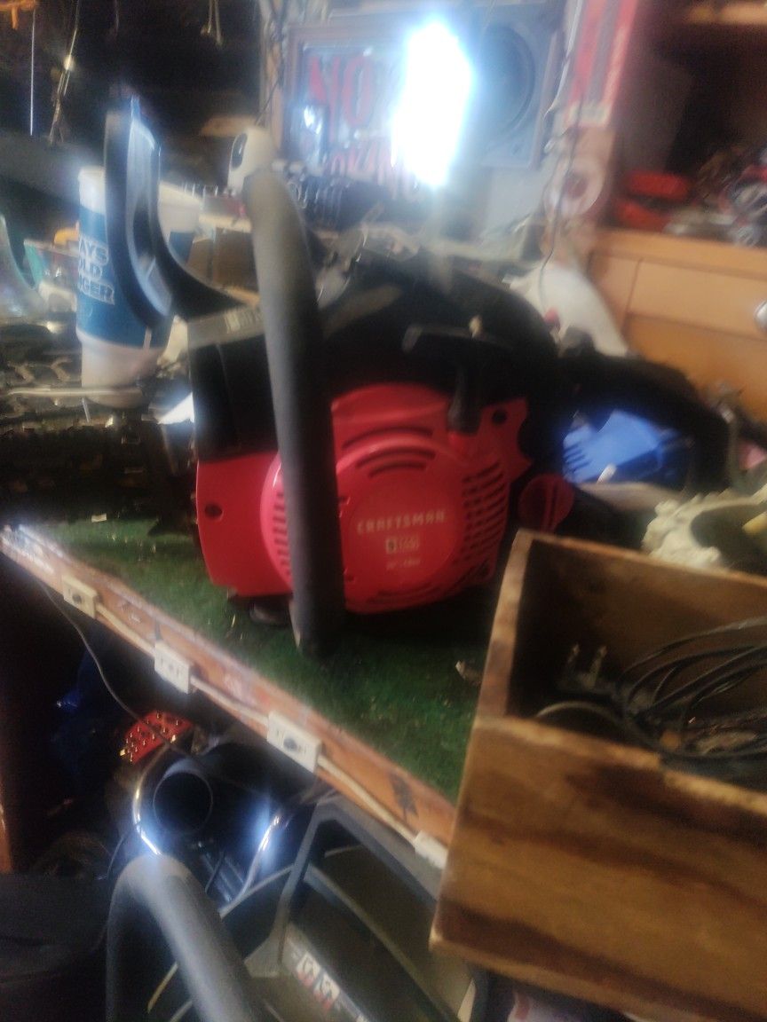 Craftsman18" Chainsaw