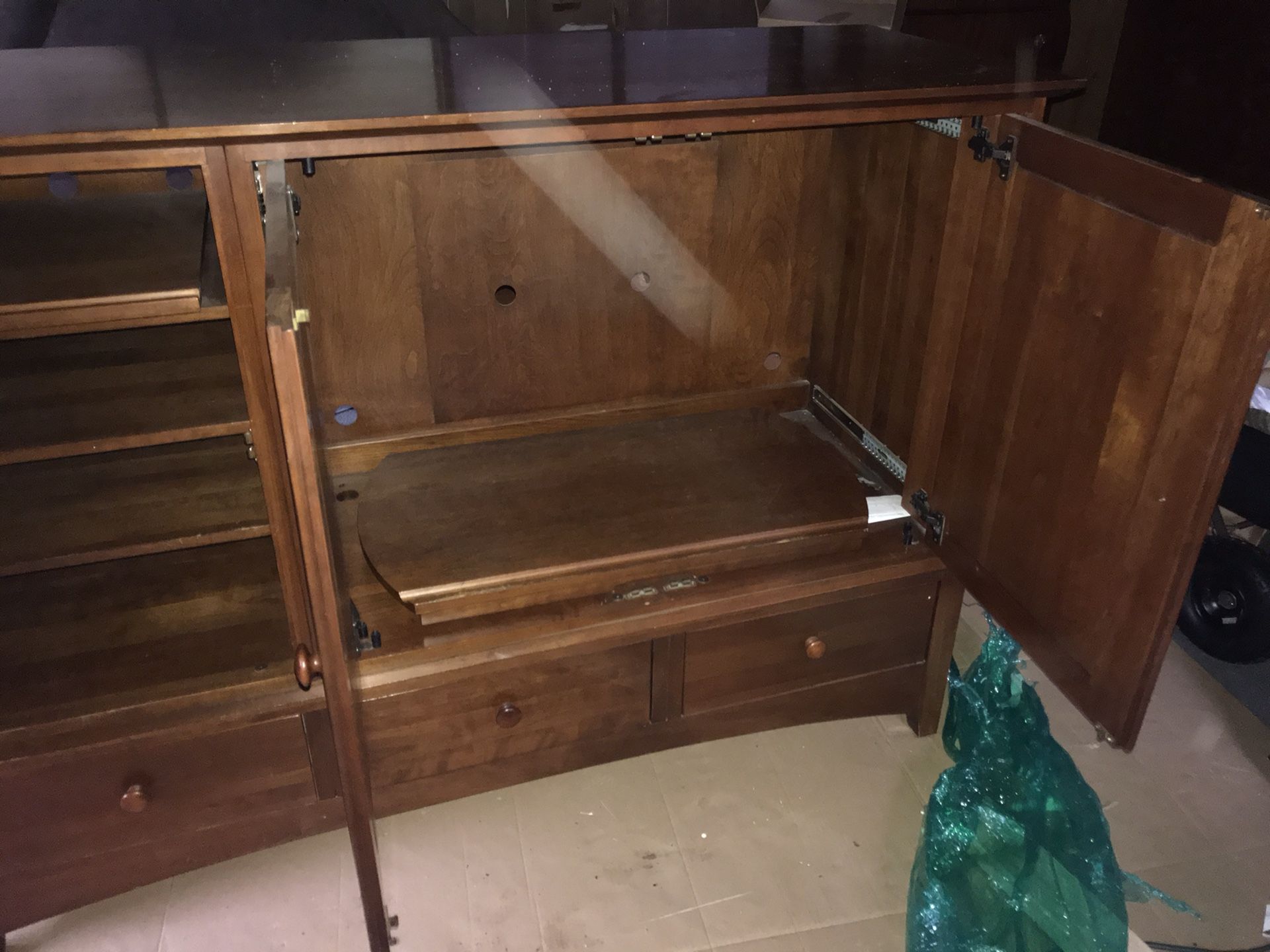 Ethan Allen Entertainment Center for Sale in Seattle, WA OfferUp