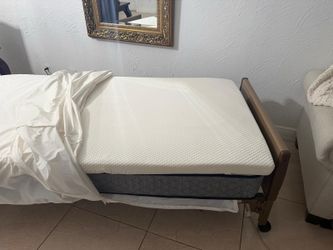 ELECTRICAL HOSPITAL BED