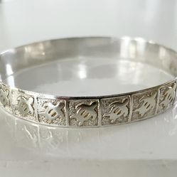 Hawaiian Turtle Pattern Solid Sterling Silver Bangle Bracelet