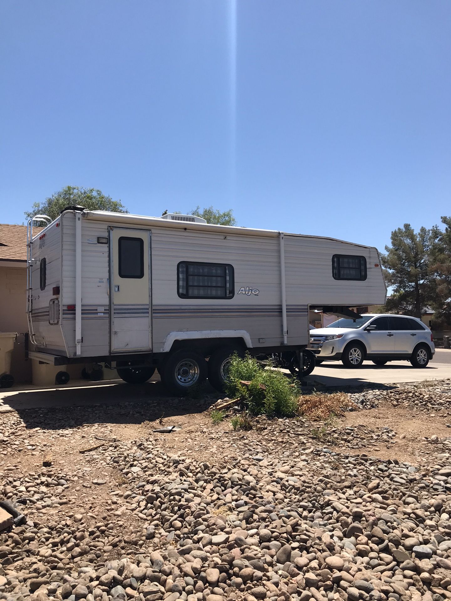 Photo Aljo Fifth Wheel