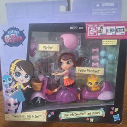New/Sealed!! Hasbro Littlest Pet Shop LPS Blythe And Scooter #A8230
