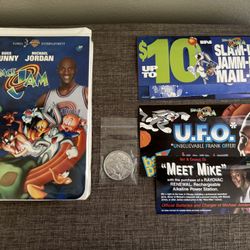 Space Jam VHS 1997 Video Tape Commemorative w/ inserts and commemorative coin