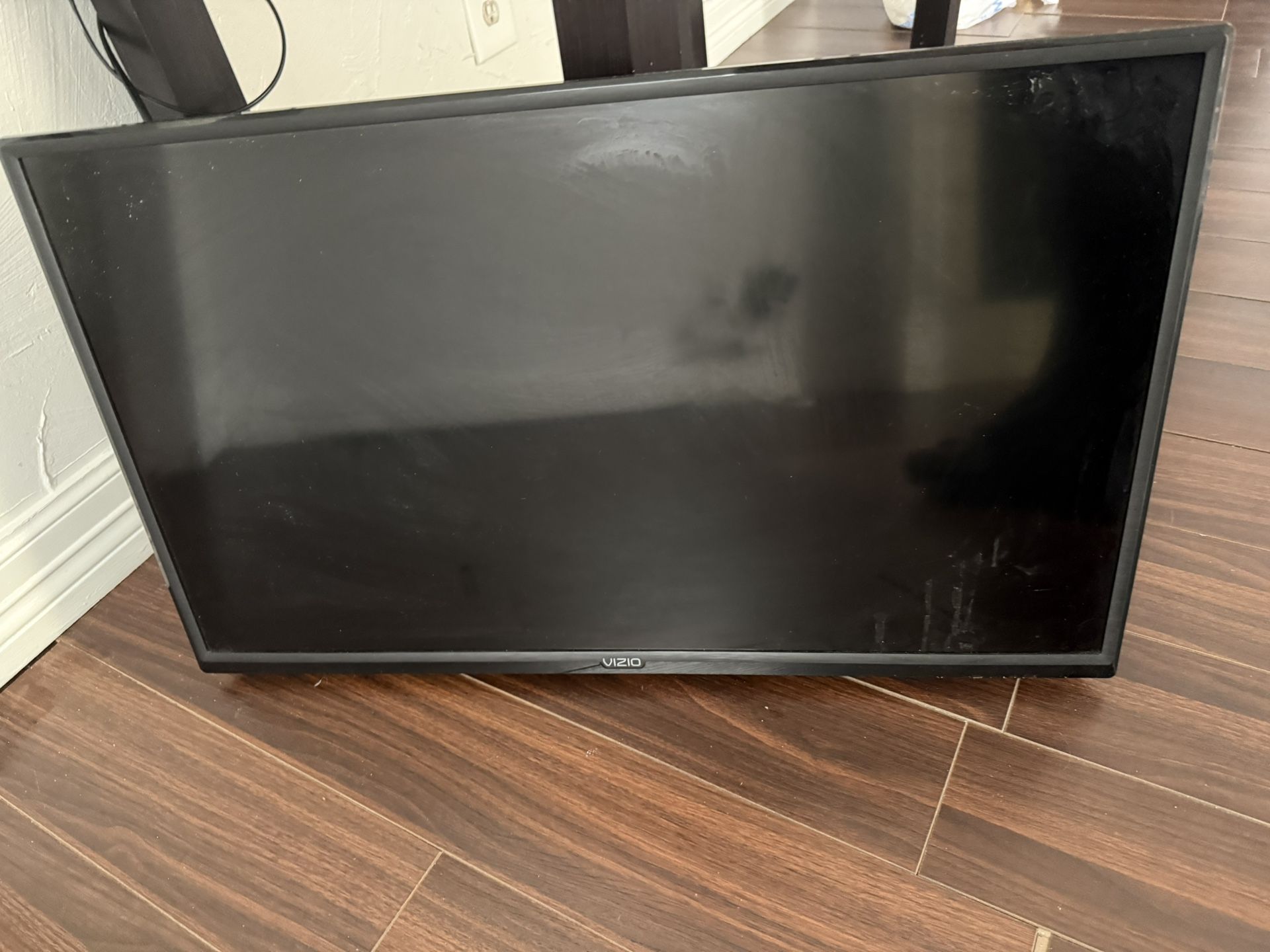 32 Inch Vizio TV