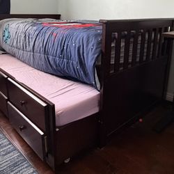 Twin Size Bed With Sliding Bed 
