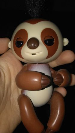 Kids sloth toy