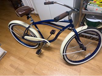 Vintage Huffy Cranbrook cruiser bicycle
