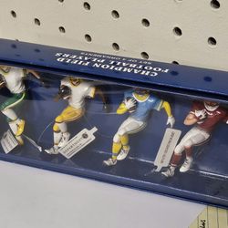 Department 56 Champion Field Football Players Ornament 56.45775 Christmas 3”