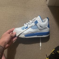 Jordan 4 Military Blue