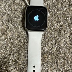 Apple Watch Series 3 - Men’s 