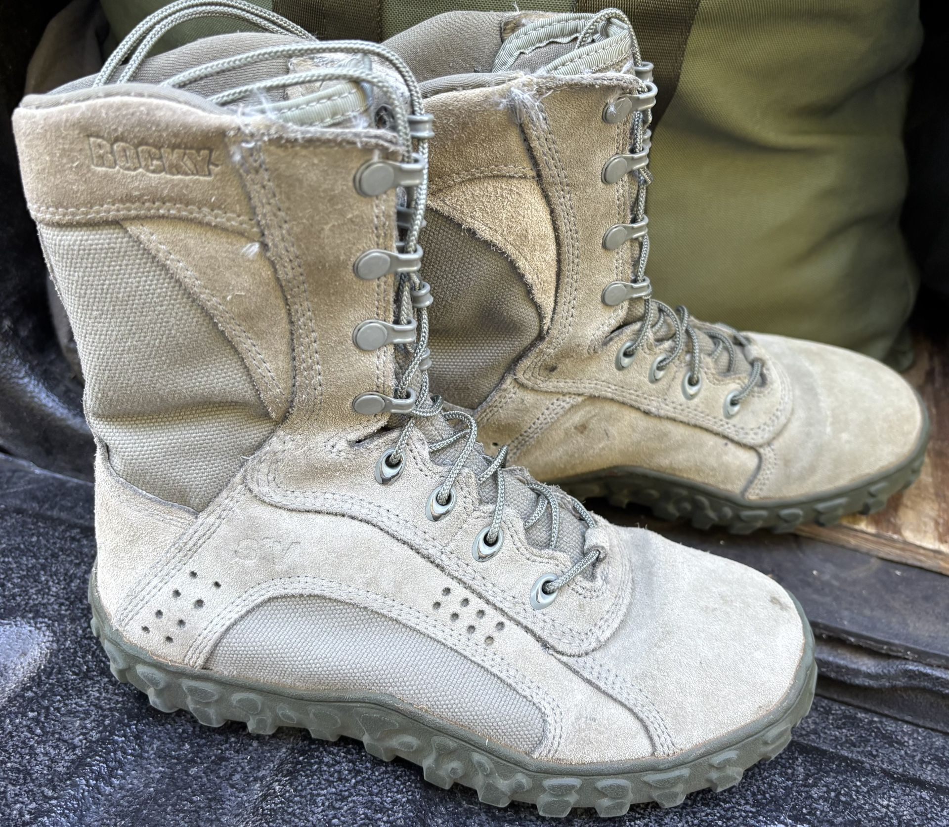 Military Surplus Rocky S2V Spec Ops Boots, Men’s Size 7.5 W