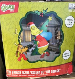 Grinch Inflatable 9ft Tall Great Condition
