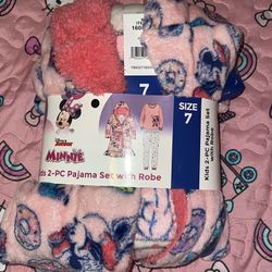 Little Girls Pijama Set With Robe