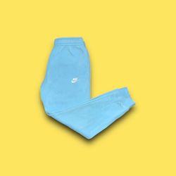 Nike sportswear club fleece tapered sweatpants light blue mens medium 