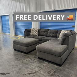Large Gray, Ashley’s Sectional Free Delivery 🚚 