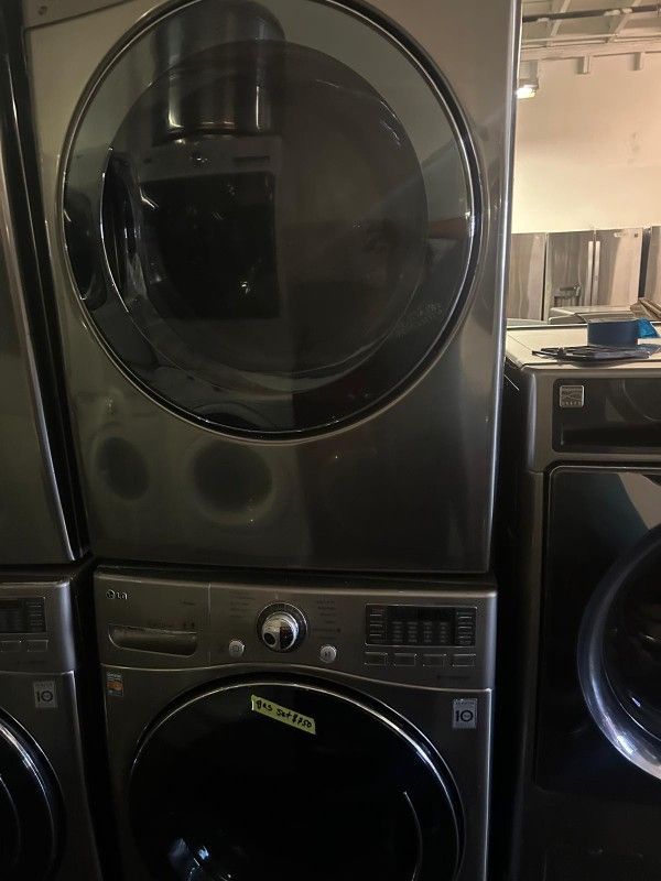 LG Washer And Gas Dryer 