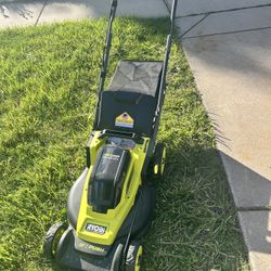 RYOBI Push Lawn Mower w/ 2 batteries and charger 