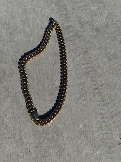18K Gold Cuban Link Chain Necklace