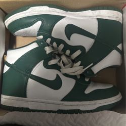 Nike Dunks