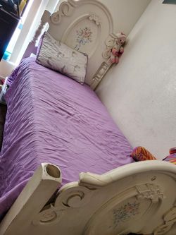 twin bed