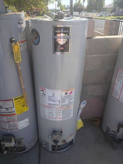 40 gallons natural gas water heater 60 Days warranty pickup off oh delivery
