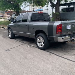 2005 Dodge Crewcab Pickup 