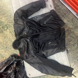 Men’s XL Armored Leather  Motorcycle Coat 