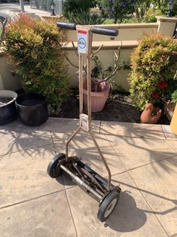 Vintage Craftsman Push Lawnmower 