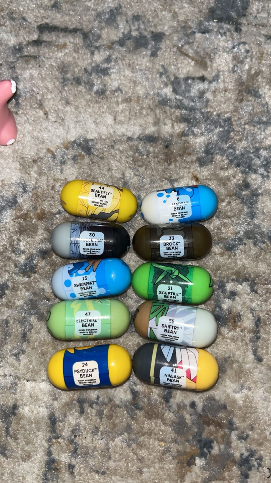 Vintage Pokemon Mighty beans/ Figurines