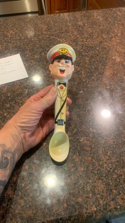 1994 Mr. Ice cream man plastic ice cream scooper