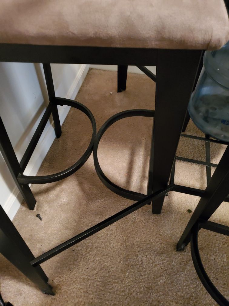 Kitchen table 4 chairs