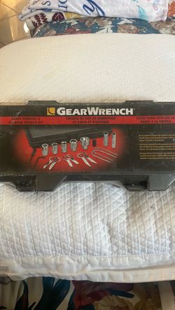 Gearwrench radio removal and antenna wrench kit.