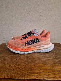 Hoka One One Mach 5 Athletic Running Shoes 
Women's Size US 7.5B