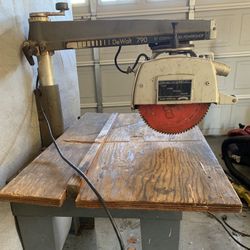 Dewalt Radial Arm Saw 12” 