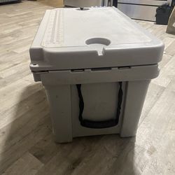 Ice chest 45 gallon