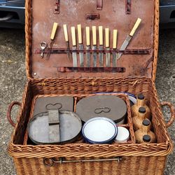Large 1910s "Coracle" Touring Motor Car Wicker Picnic Hamper - Sheffield England