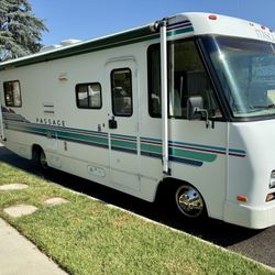 1995 Winnebago 25Ft 40,000 Miles 