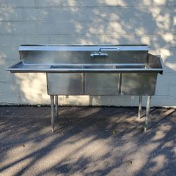 73" STAINLESS STEEL 3 COMPARTMENT SINK with FAUCET and LEFT DRAIN BOARD