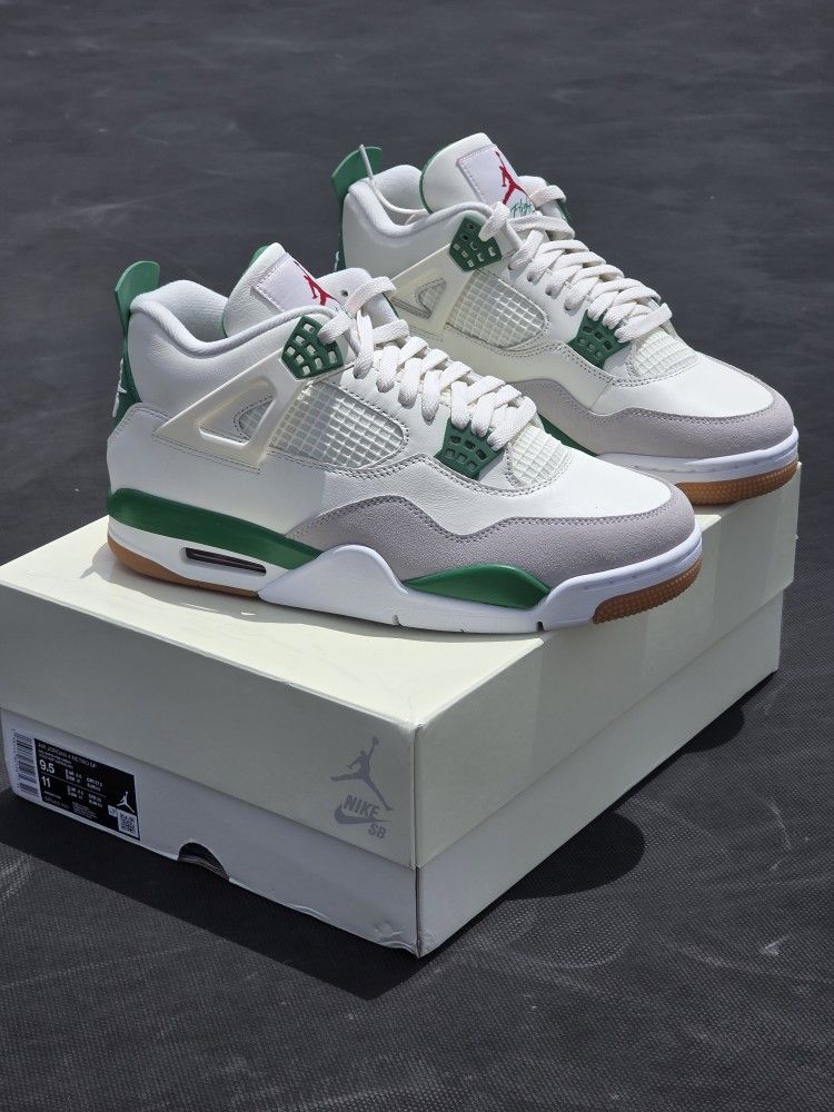 Nike Air Jordan 4 SB size 9.5