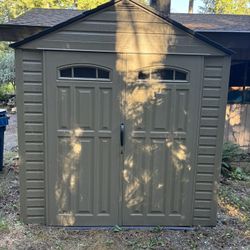 Rubbermaid Out Door Shed