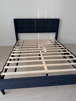 Bed frame new queen size