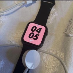 Apple Watch Series SE (44mm)