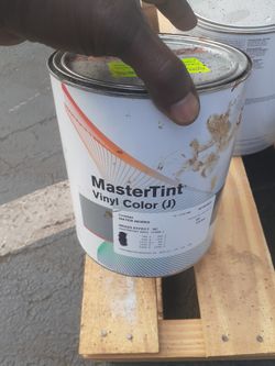 Pet From Finishmaster Brass Gray Silver